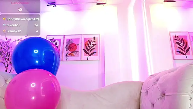 Maddie_T18 Live XXX-chat