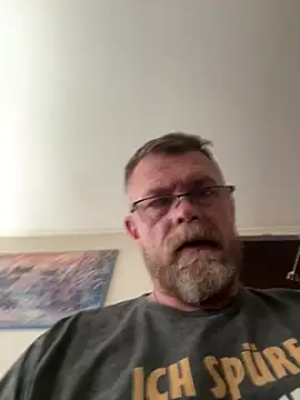 Sascha543211's Live XXX Chat