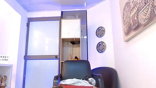 دردشة DianaPearls الجنسية المباشرة