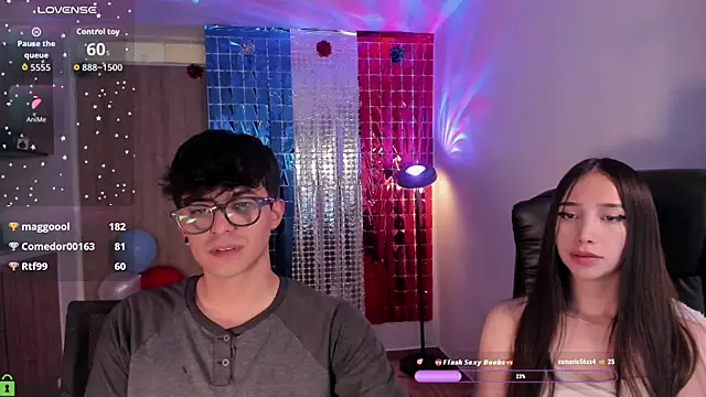 Chat +18 de Mikeyvioleta_ ao vivo