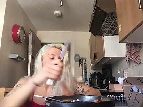 xxamyleighxx Adlı Modelin Canlı XXX Sohbeti