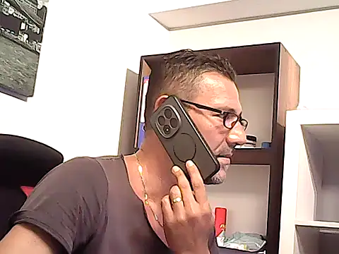 mastercharisma35 Chat XXX live