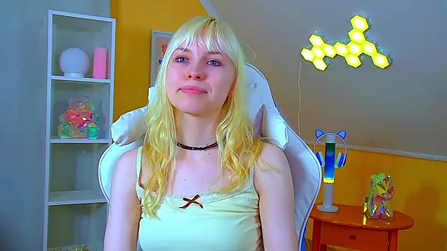 HannahHollis' Live XXX Chat