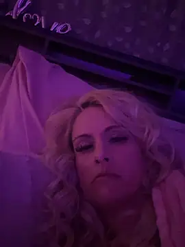 Онлайн чат XXX Kinky_Kali