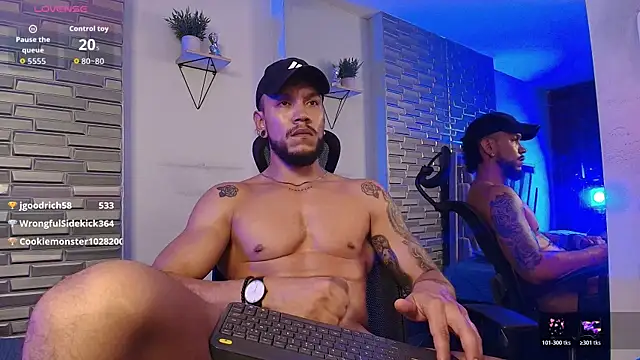 Онлайн чат XXX ARON_TAYLER01