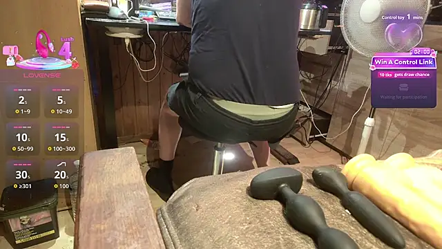 misteryman1956 网络视讯表演