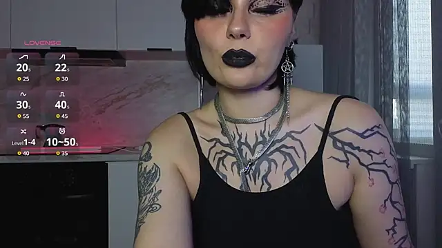 Онлайн чат XXX IntrigueYourDay