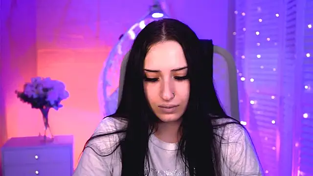 Онлайн чат XXX MonicaLowes