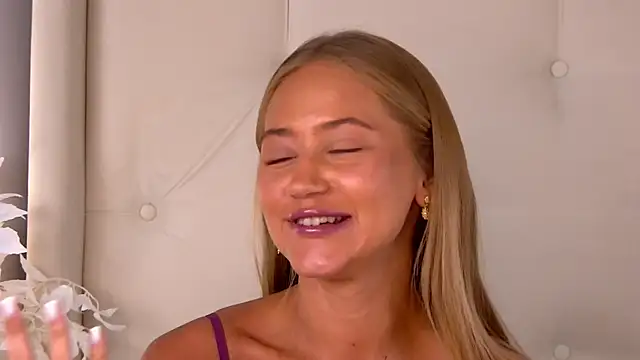 Онлайн чат XXX ur_wet_dreams