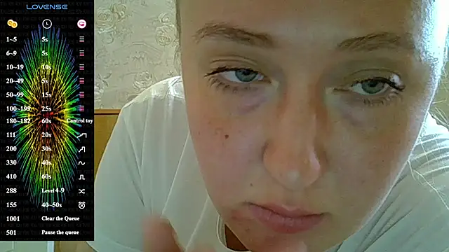CurvyWild_Lady30 Chat XXX in diretta