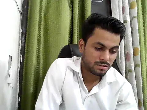 Stubborndesiboy 라이브 XXX 채팅