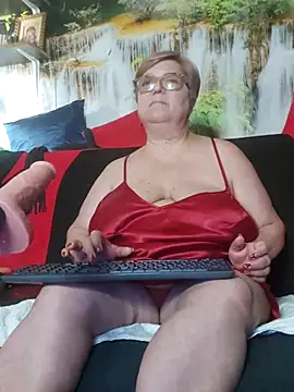 QueenPammy1: онлайн-секс-чат