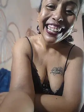 Rosa_Mia Chat XXX in diretta