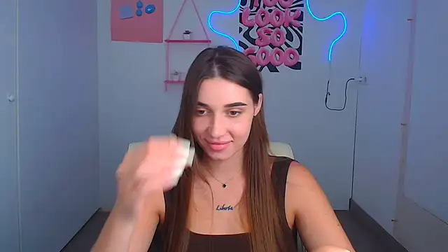 NikaMystic's Live XXX Chat