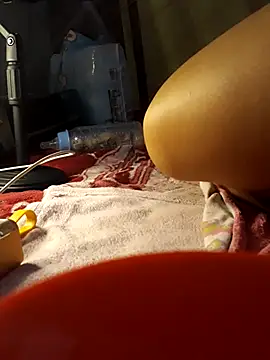 -Tara-a's Live XXX Chat