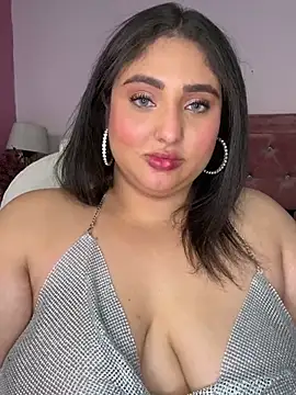 Selenee23 现场XXX聊天