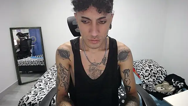 present_the_magic Live XXX Chat
