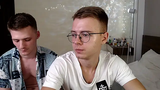 NikiKerryCum Live XXX Chat