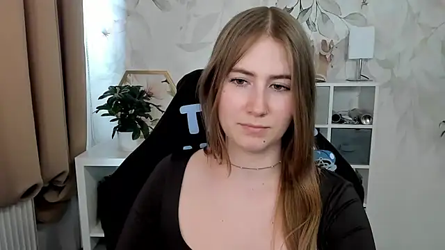 Chat +18 de candy_Megan ao vivo