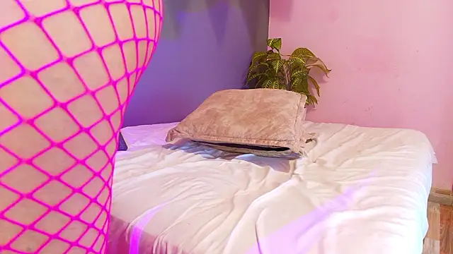 adara_johnson__ 现场XXX聊天