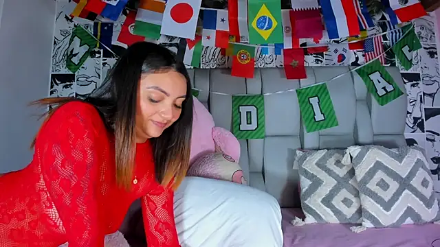 Онлайн чат XXX LucyRosse