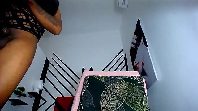 Show modela valentinabigcock23 na web-kameri