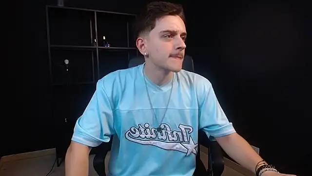 FelixStarkk 现场XXX聊天