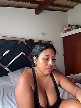 แชท XXX สดของ emmyjhonson07