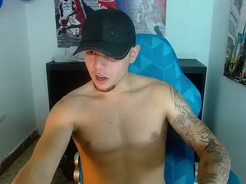 Živý XXX chat Brian_Adler