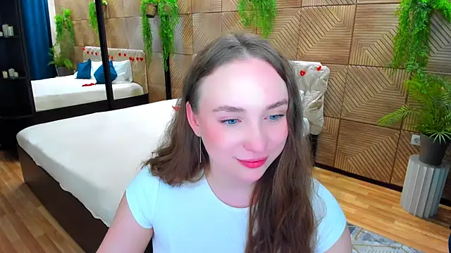 TrueReincarnation live XXX chat