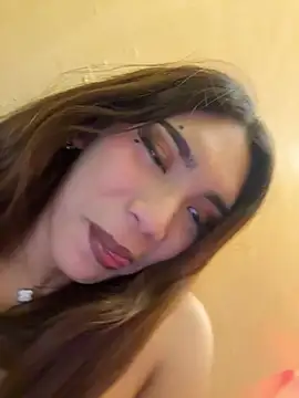 SideChick_Bunny élő XXX-chatje