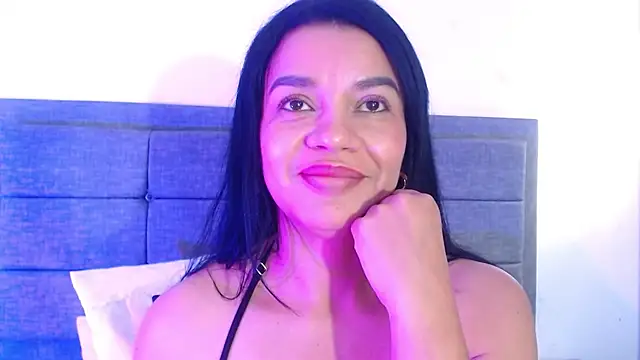 Emily_milfF's Live XXX Chat