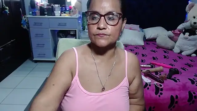 Chat XXX ao vivo de pervert_mommy_
