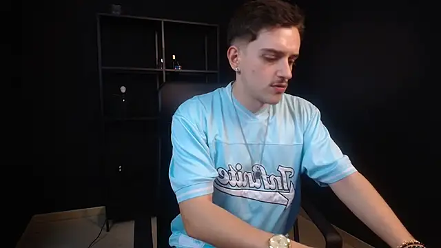 FelixStarkk Live XXX-chat