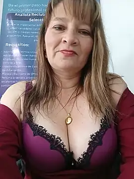 KAREN--03's Live XXX Chat