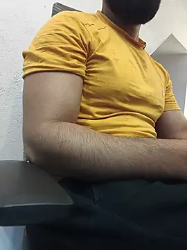 Czat XXX na żywo – 8inch_hunk19