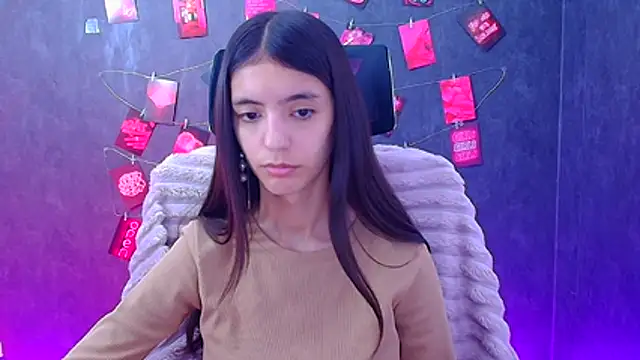 Chat XXX en directo de Aishell_
