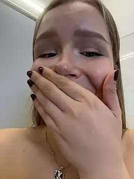 הופעת וובקאם של Liza_risky