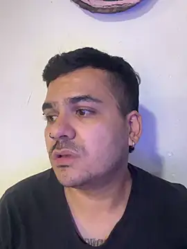 Czat XXX na żywo – LatinBearX