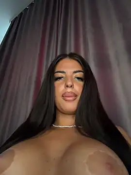 OlyviaDelight Chat XXX in diretta