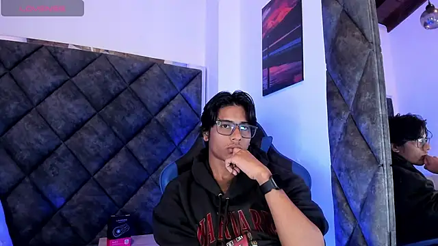 Živý XXX chat LiamKron