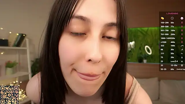 KiaraTennille লাইভ XXX চ্যাট