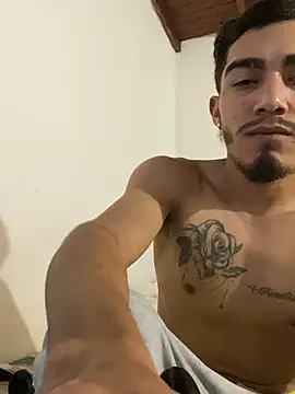 Dominant_kiing Chat XXX live