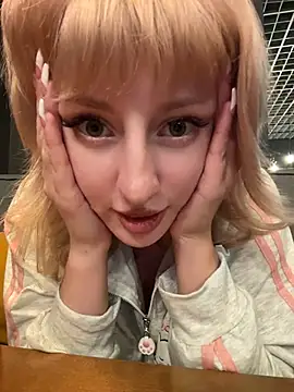 RonnieKiss' Live XXX Chat