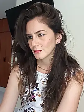 צ'אט XXX בשידור חי של Hanny_24