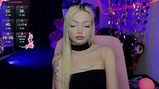 צ'אט XXX בשידור חי של LinaLirian
