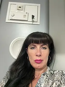 Chat +18 de LadyLuxLover ao vivo