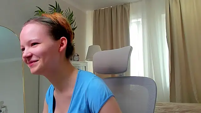Онлайн чат XXX NaomiFess