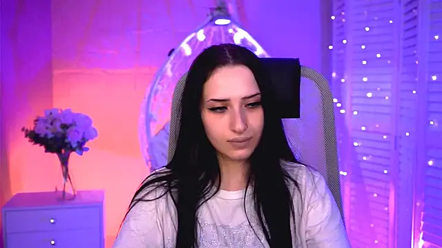 Онлайн чат XXX MonicaLowes