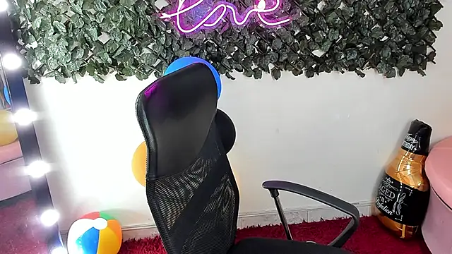 Chat +18 de DestinyHills ao vivo